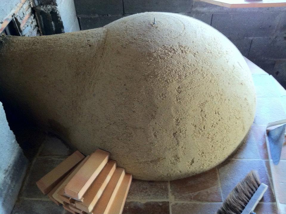 Fabrication d'un four à pain - Terre Cuite Touraine